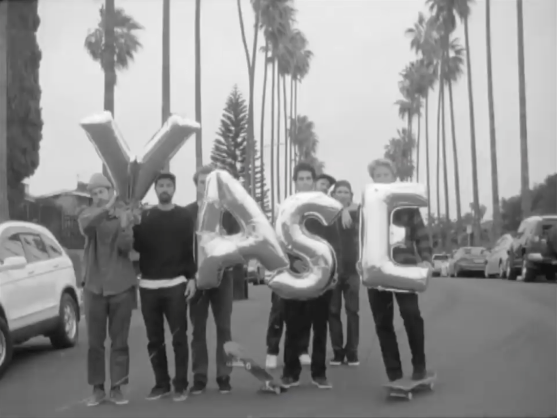 isle-skateboards-team-vase-balloons-chris-jones-jon-nguyen-nick-jensen-tom-knox-paul-shier-silvain-tognelli-casper-brooker
