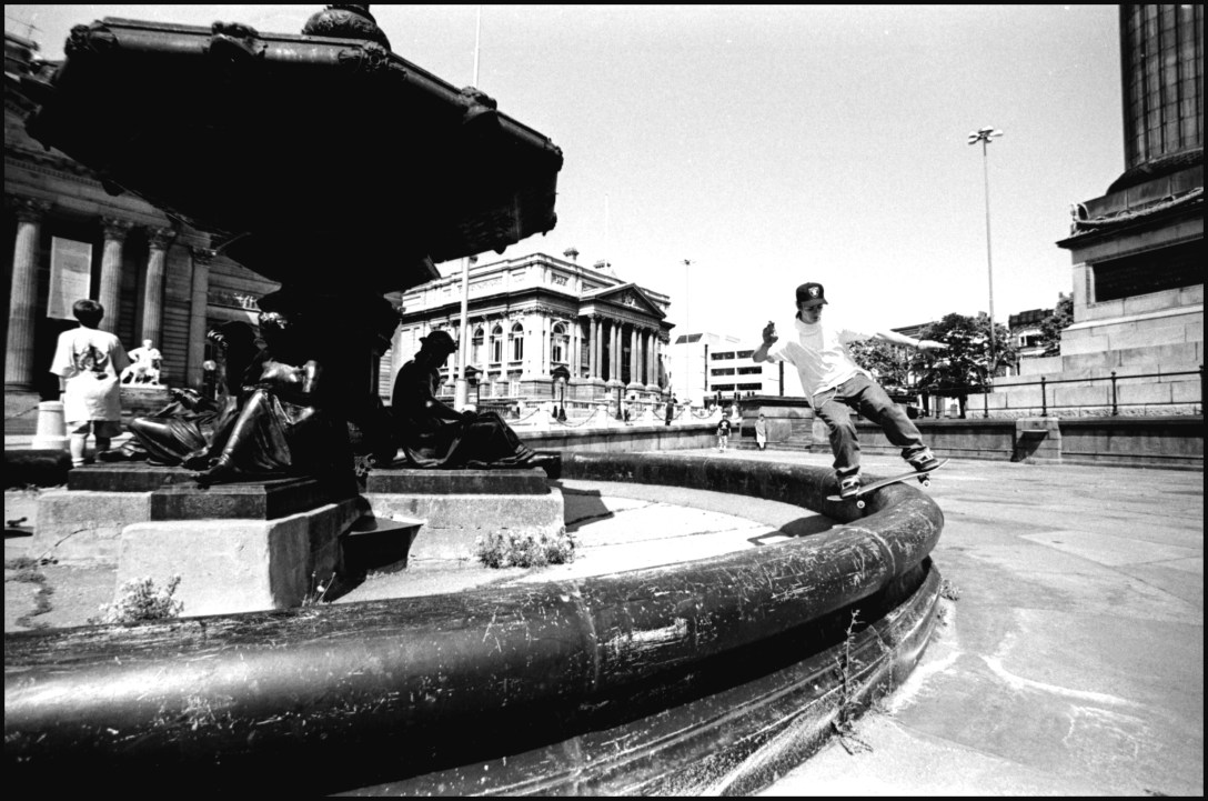John Dalton lipslide Streble Fountain Liverpool photo Kevin Banks Speedway Skateboarding Magazine (1).jpg