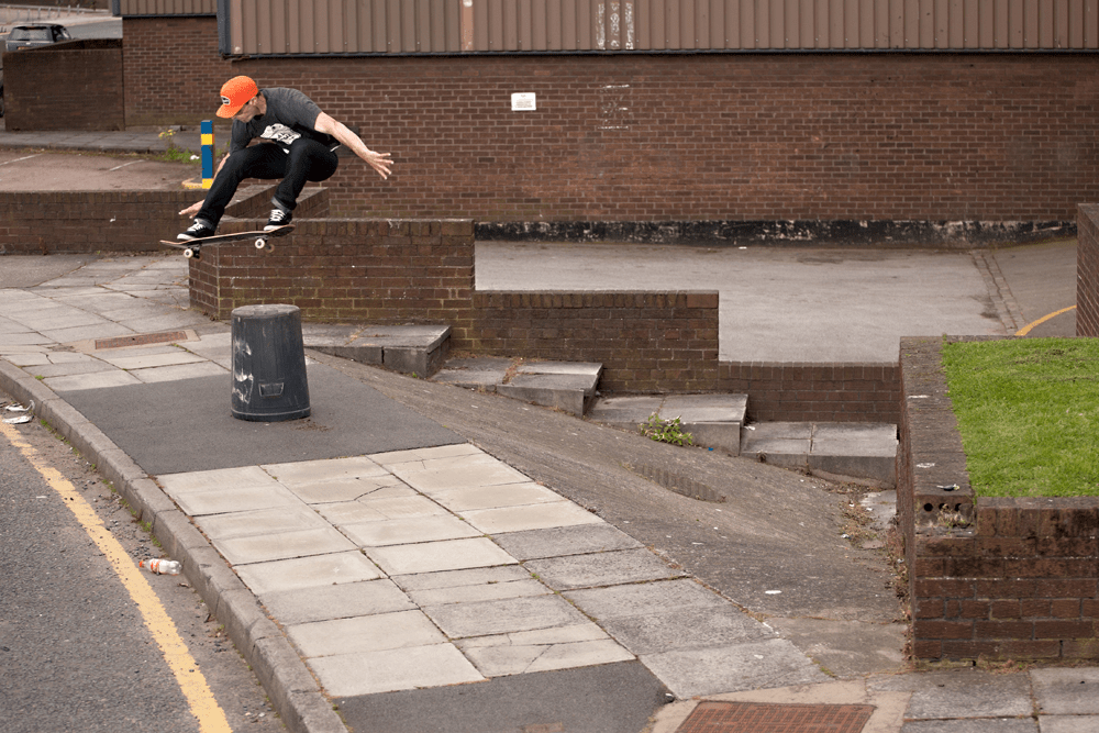 john-dalton-ollie-liverpool-photo-ash-wilson-speedway-skateboarding-magazine